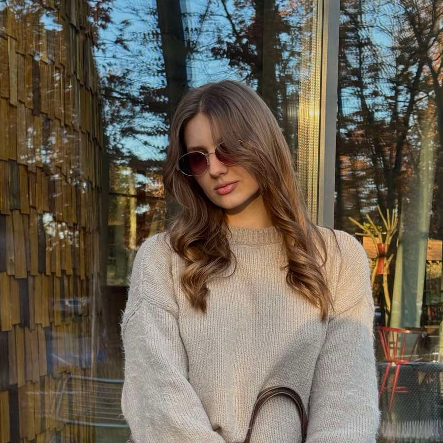 Діана — логіст «Своя Логістика», веде міжнародні рейси з Німеччини, Чехії та Нідерландів в Україну